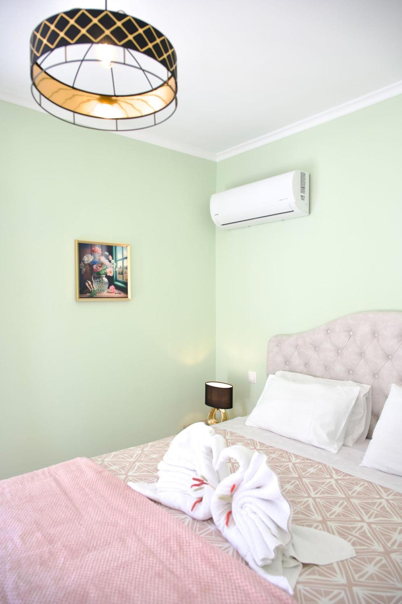 Theview Villa Katavolos