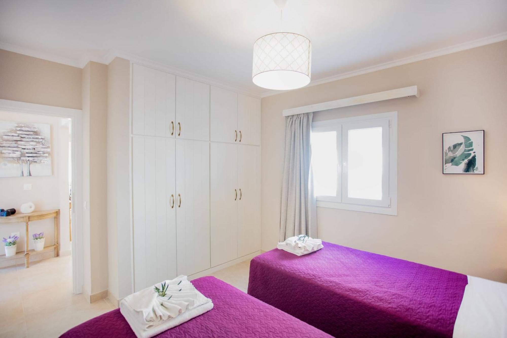 Theview Villa Katavolos